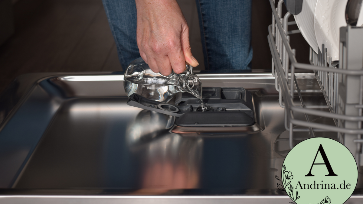 Spülmaschine reinigen mit Hausmitteln